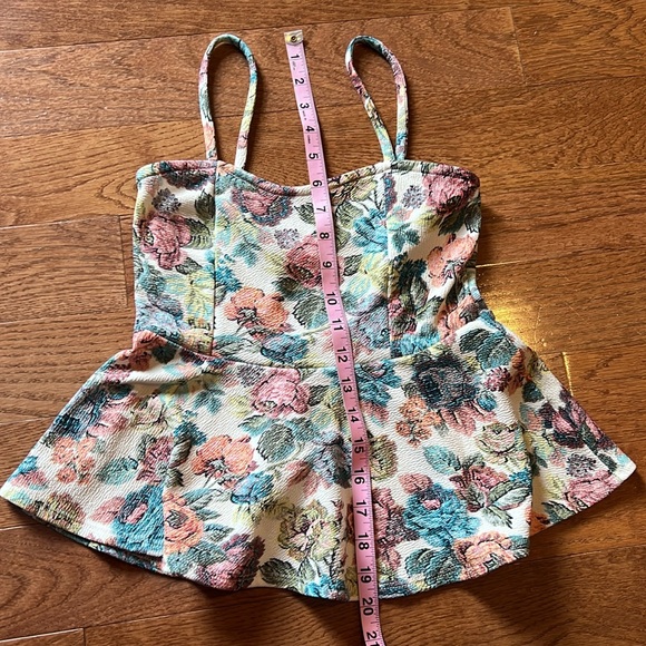 Small fit and flare floral tank top size small by Painted Threads - Picture 2 of 6